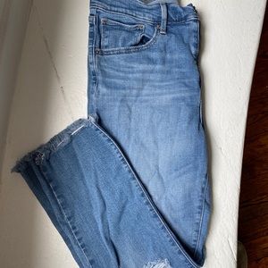 Levi High Riss Straight Crop